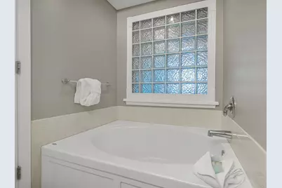 1517 SW Miracle Strip Parkway SW #UNIT 309, Fort Walton Beach, FL 32548 - Photo 5