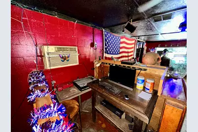 836 Palmer Drive, Caryville, FL 32427 - Photo 21