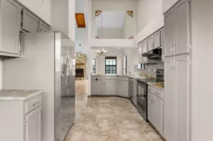 206 Woodland Park Cir, Mary Esther, FL 32569 - Photo 7