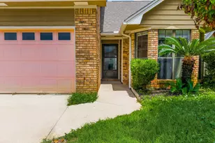 206 Woodland Park Cir, Mary Esther, FL 32569 - Photo 27