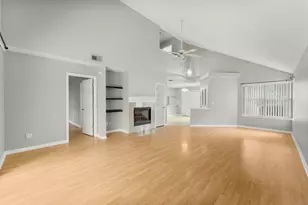 1329 White Blossom Ln, Fort Walton Beach, FL 32547 - Photo 11