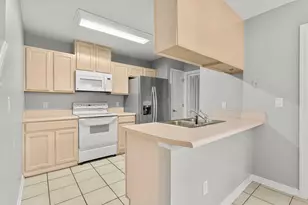 1329 White Blossom Ln, Fort Walton Beach, FL 32547 - Photo 9