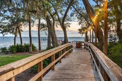 112 E Captain Fritz Way E, Freeport, FL 32439 - Photo 17