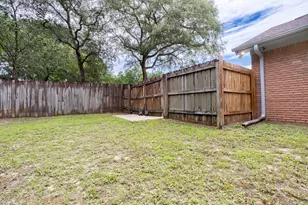 2786 Willow Bend Ct, Crestview, FL 32539 - Photo 29