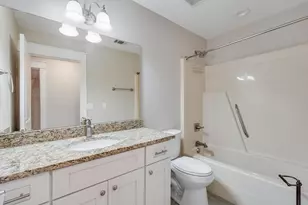 991 Pinewood Dr, Defuniak Springs, FL 32433 - Photo 31