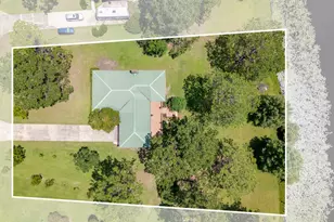 991 Pinewood Dr, Defuniak Springs, FL 32433 - Photo 3