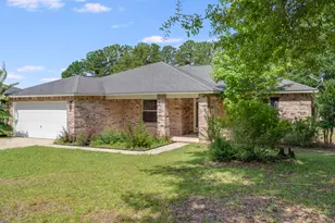 48 S Pleasant Dr S, Defuniak Springs, FL 32435 - Photo 1