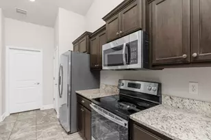 2365 Genevieve Way, Crestview, FL 32536 - Photo 9