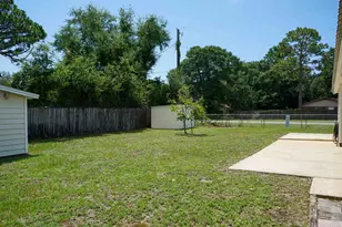 74 8th St, Shalimar, FL 32579 - Photo 23