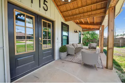 115 Ridgewood Avenue, Mary Esther, FL 32569 - Photo 3