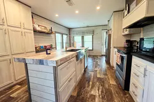 11136 Silver Lake Rd, Fountain, FL 32438 - Photo 5