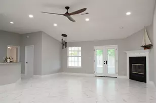 4906 Laurel Oak Dr, Pace, FL 32571 - Photo 9