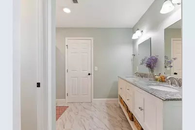 905 E 2nd Plaza E, Panama City, FL 32401 - Photo 17