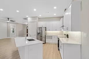 258 W Bayou Forest Dr W, Freeport, FL 32439 - Photo 23