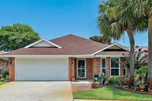 4661 Windstarr Dr, Destin, FL 32541 - Photo 1