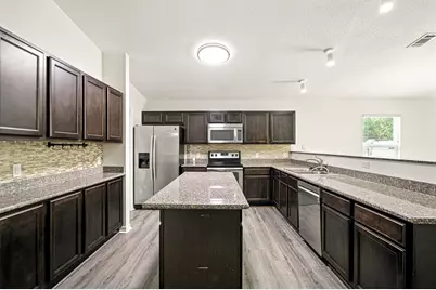 9207 Timber Lane, Navarre, FL 32566 - Photo 5