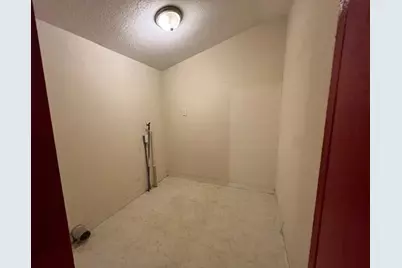 8106 County Line Road, Laurel Hill, FL 32567 - Photo 9