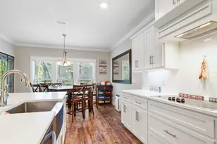 244 Coastal Breeze Dr, Freeport, FL 32439 - Photo 5