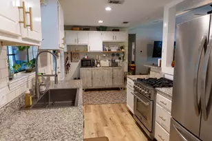 696 Phillips Dr, Freeport, FL 32439 - Photo 11