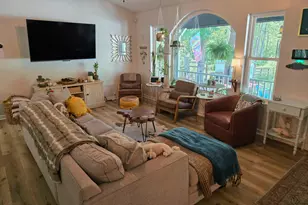 696 Phillips Dr, Freeport, FL 32439 - Photo 7