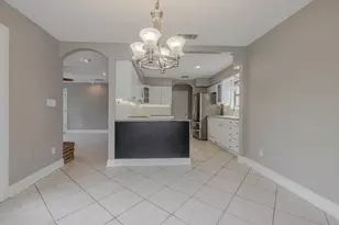 3625 E Ohenry Dr E, Panama City, FL 32408 - Photo 7