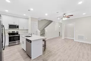 280 Date Palm Ln, Freeport, FL 32439 - Photo 7