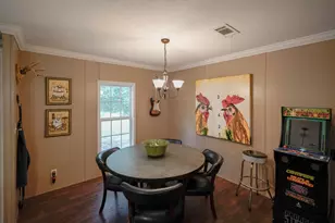 817 N Planters Dr N, Laurel Hill, FL 32567 - Photo 5