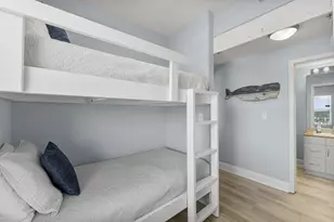 9860 S Thomas Dr S, Panama City Beach, FL 32408 - Photo 5