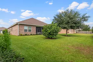 490 Cornelia St, Freeport, FL 32439 - Photo 5