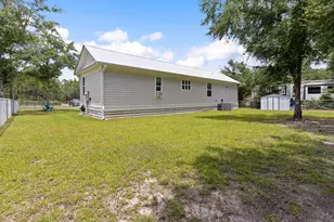 211 W Renoir Road W, Defuniak Springs, FL 32433 - Photo 31