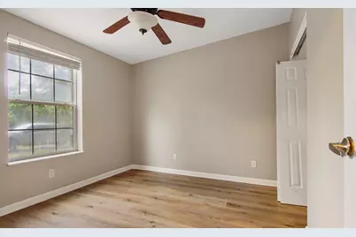 4012 Edwards Road, Southport, FL 32409 - Photo 15