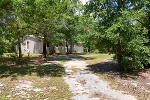 4012 Edwards Rd, Southport, FL 32409 - Photo 3