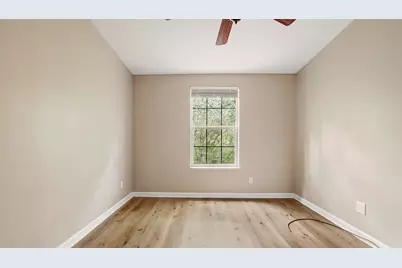 4012 Edwards Road, Southport, FL 32409 - Photo 17