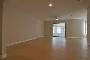 392 E Pine Street E, Mary Esther, FL 32569 - Photo 13