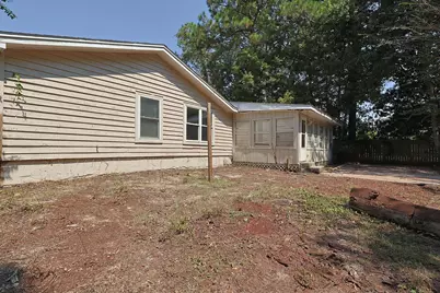 392 E Pine Street E, Mary Esther, FL 32569 - Photo 31