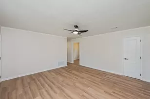 3375 McLain Dr, Crestview, FL 32539 - Photo 9