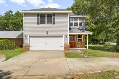 926 Lois Street, Fort Walton Beach, FL 32547 - Photo 1
