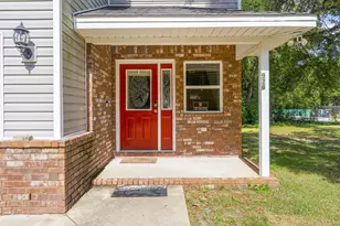 926 Lois St, Fort Walton Beach, FL 32547 - Photo 5