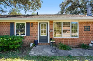 302 22nd St, Niceville, FL 32578 - Photo 5