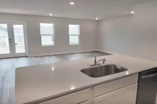 8061 Fir Tree Dr, Milton, FL 32583 - Photo 9