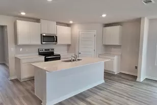 8061 Fir Tree Dr, Milton, FL 32583 - Photo 5