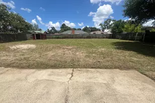 604 Moss Dr, Crestview, FL 32536 - Photo 13