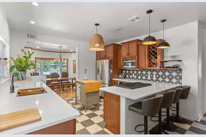 2016 E Scott St Street E, Pensacola, FL 32503 - Photo 13