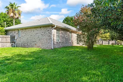 7252 Antoinette Circle, Navarre, FL 32566 - Photo 43