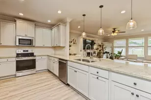 26 10th Ave, Shalimar, FL 32579 - Photo 5