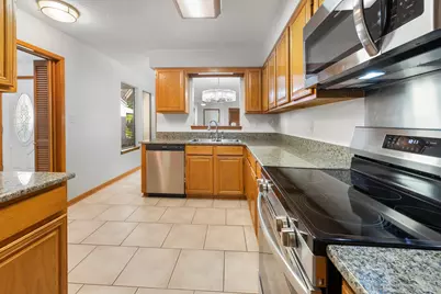 700 Bay Drive #1002, Niceville, FL 32578 - Photo 7