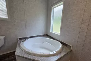 548 Pecan Ln Ln, Holt, FL 32564 - Photo 17