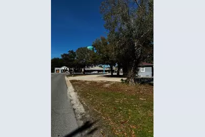 251 NE Eglin Parkway NE, Fort Walton Beach, FL 32547 - Photo 3