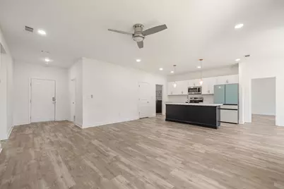 4902 Kensington Lane, Crestview, FL 32539 - Photo 9