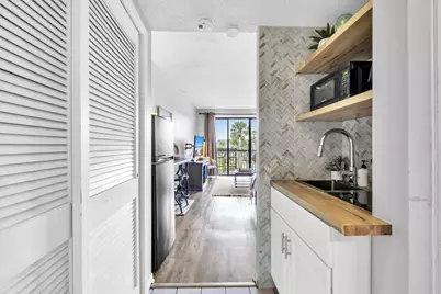 214 SW Miracle Strip Parkway SW #UNIT A206, Fort Walton Beach, FL 32548 - Photo 3